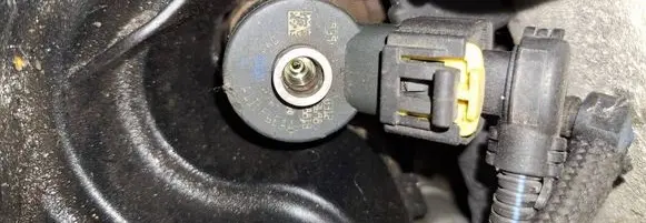 Fuel injector