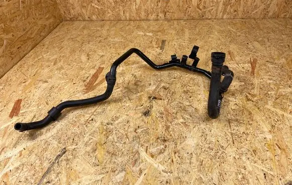 Volkswagen Golf VII Engine coolant pipe/hose 5Q0121064AR 5Q0122051BA