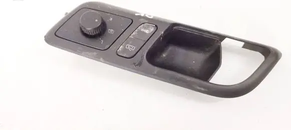 Volkswagen Polo IV 9N3 Wing mirror switch 6Q1837247G