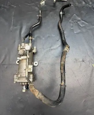 Toyota Hilux (AN120, AN130) Fuel filter housing 233000E011 03C29K