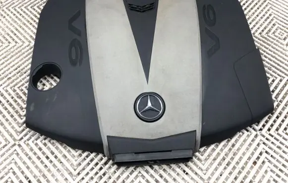 Mercedes-Benz CLK A209 C209 Engine cover (trim) A6420105867