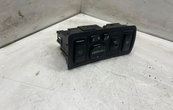 Toyota Avensis T250 Headlight washer switch 183575