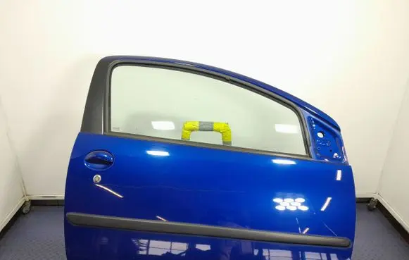 Citroen C1 Front door
