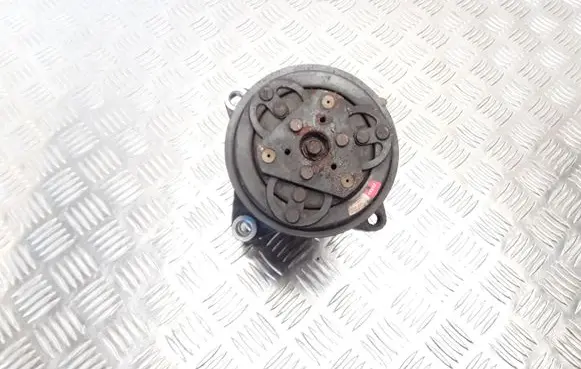 Volvo 850 Air conditioning (A/C) compressor (pump) 8708581