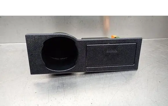 Ford Mondeo Mk III Car ashtray 1S7XF04788AF