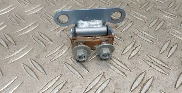 Toyota Corolla Verso E121 Tailgate/trunk/boot hinge