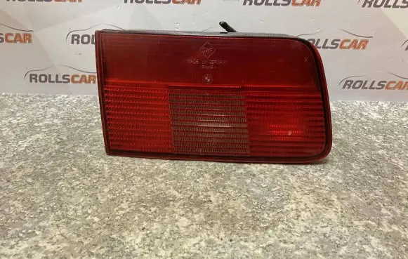 BMW 5 E39 Tailgate rear/tail lights 8361673