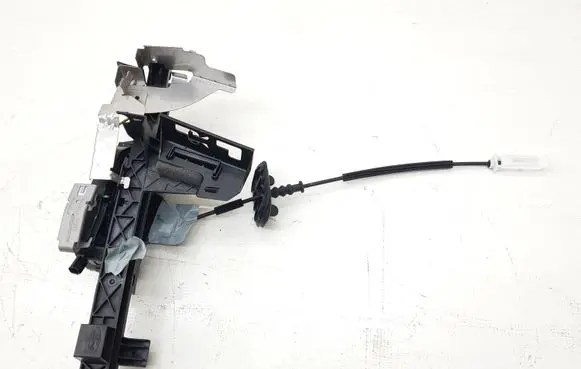 Ford Escape IV Front door lock LV4BS264A26 LV4BS264A26DD LV4BS21978A