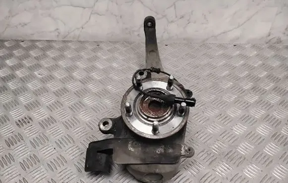 Jaguar XF X250 Front wheel hub 8X233K185AA
