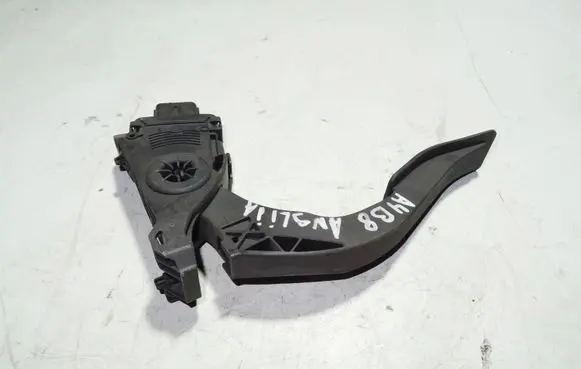 Audi A4 S4 B8 8K Accelerator throttle pedal 8K1721523 6PV00950500