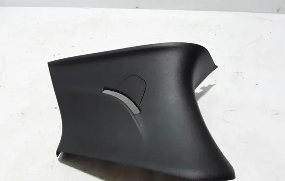 Chrysler Pacifica Tailgate/trunk side cover trim 5RJ16TRMAE