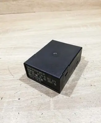 BMW 3 E36 Immobilizer control unit/module 8362277 05393110