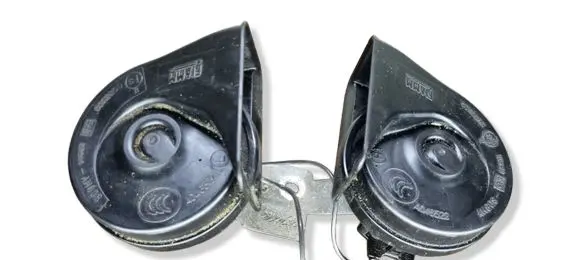 Ford Kuga I Horn signal A046522