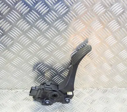 Volvo XC70 Accelerator throttle pedal 6PV010834 6PV01083403