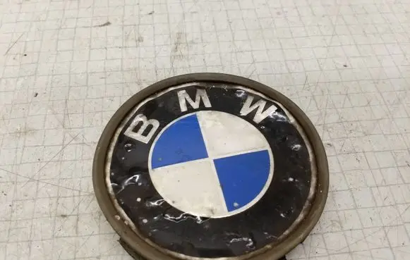 BMW 3 E90 E91 Original wheel cap 6768640