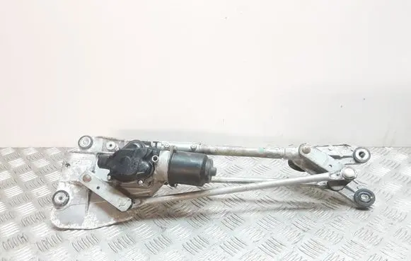 Nissan X-Trail T30 Front wiper linkage ZR1R