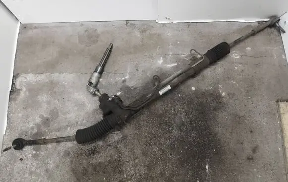 Chrysler Voyager Steering rack P04743675AD T6CNR103127129