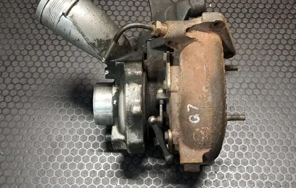 Audi Q7 4L Turbo 059145715F