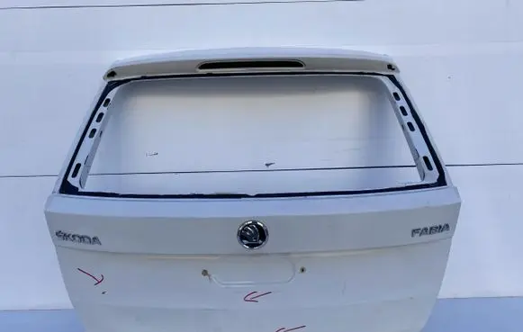 Skoda Fabia Mk3 (NJ) Tailgate/trunk/boot lid 6V9827159