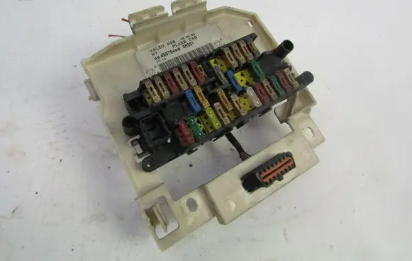 Citroen Xsara Picasso Fuse box set 9645970480
