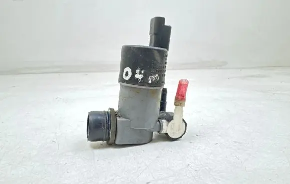 Nissan Almera Tino Windscreen/windshield washer pump A246091 031805 316568