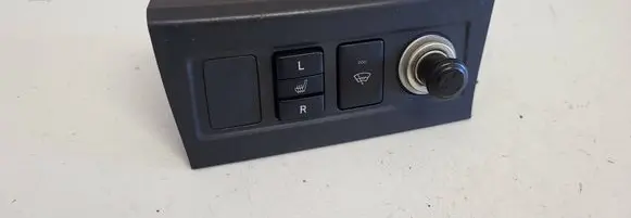 Toyota RAV 4 (XA30) Cigarette lighter 5544942010