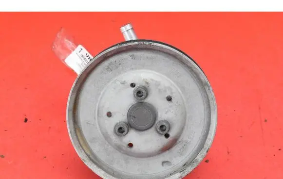 Audi A6 S6 C5 4B Power steering pump 048145155F