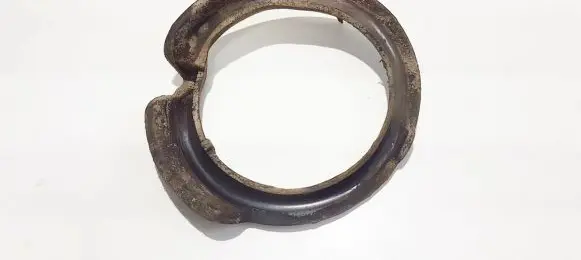 Volvo V40 Front coil spring rubber mount 31406297