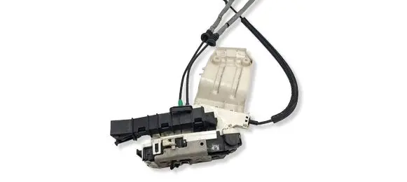 Fiat 500X Front door lock C36005100