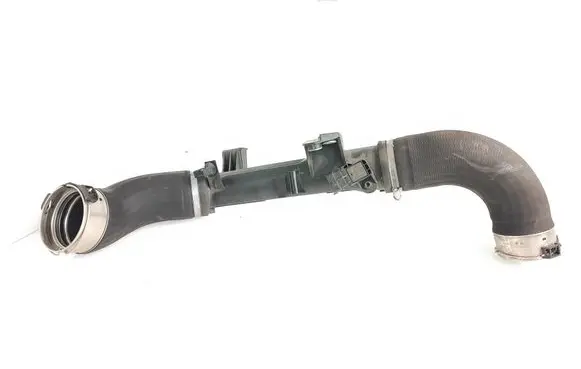 Volvo XC40 Intercooler hose/pipe 32222150 38877826