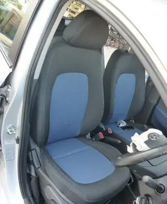 Hyundai i10 Second row seats 