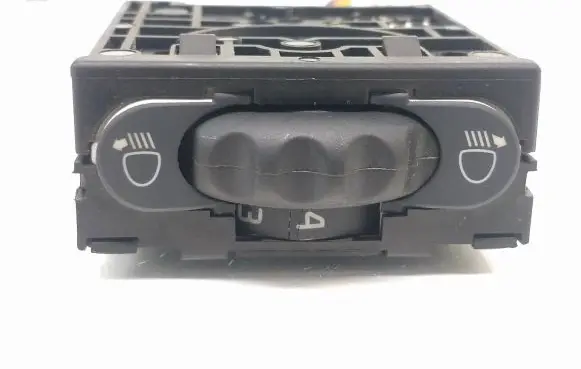 Renault Trafic II (X83) Headlight level height control switch 8200022569 91166822