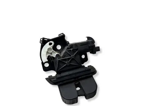 Audi A4 S4 B6 8E 8H Tailgate/trunk/boot lock/catch/latch 8E9827520A