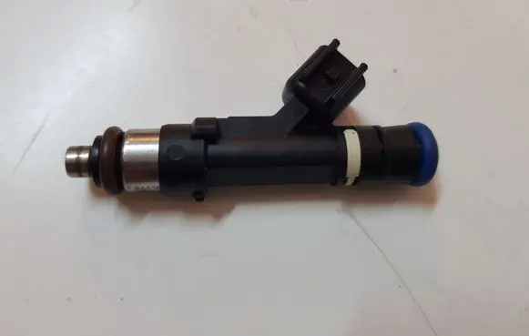Ford Mustang VI Fuel injector JR3E9F593AB