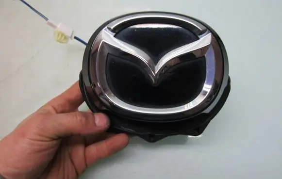 Mazda 3 Tailgate glass/window release handle BDMT50854