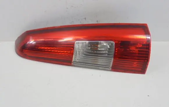 Volvo V70 Rear/tail lights 9154494