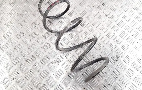 Mercedes-Benz C W204 Front coil spring