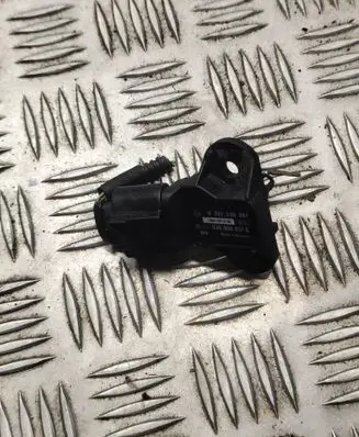 Audi Q7 4L Vacuum valve 0261230081 036906051G 130415T1313E