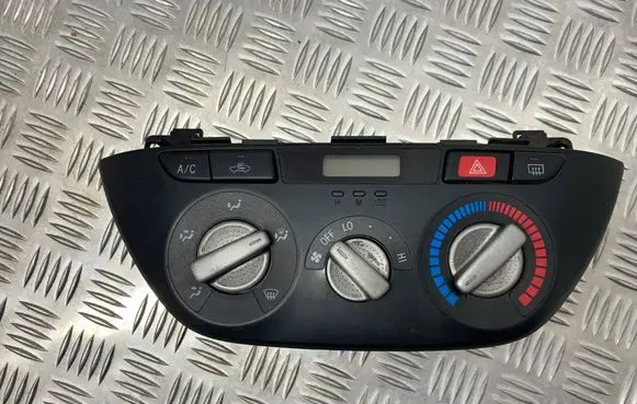 Toyota RAV 4 (XA20) Climate control unit 5590042140