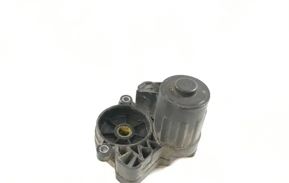 Audi A3 S3 8V Hand brake/parking brake motor 5Q0615406EE