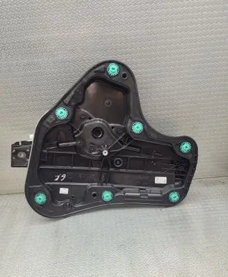 Volkswagen Golf VIII Rear window lifting mechanism without motor 5H0839401F