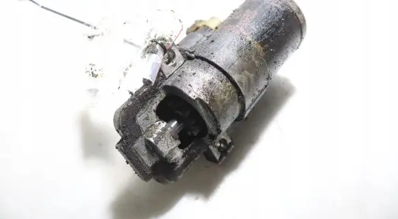 Mazda 6 Starter motor M000T37271