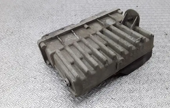 Opel Astra G Fan control module 24410129