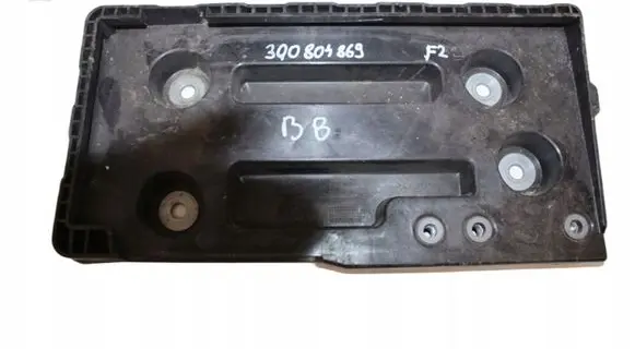 Volkswagen PASSAT B8 Battery tray 3Q0804869
