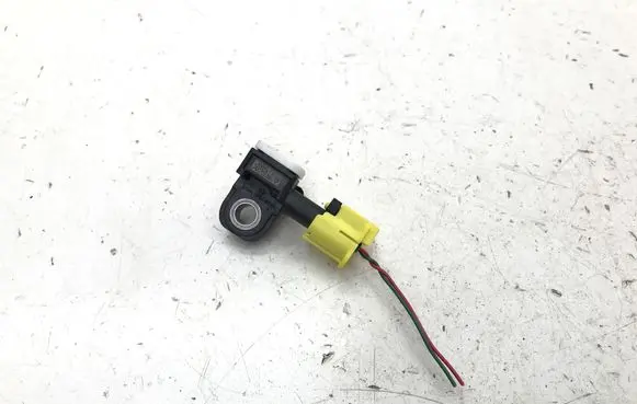 Lexus LBX Airbag deployment crash/impact sensor 8983152160