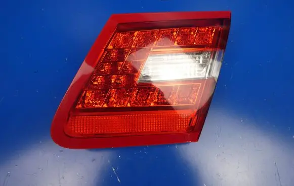 Mercedes-Benz E A207 Tailgate rear/tail lights A2078200464 542502 782004