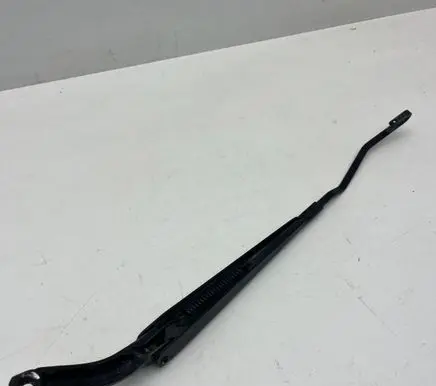 Volvo V70 Windshield/front glass wiper blade 8624266 182358