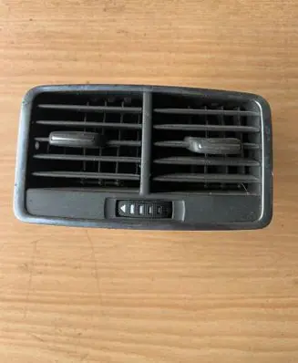 Audi A6 S6 C6 4F Rear air vent grill 4F0819203B