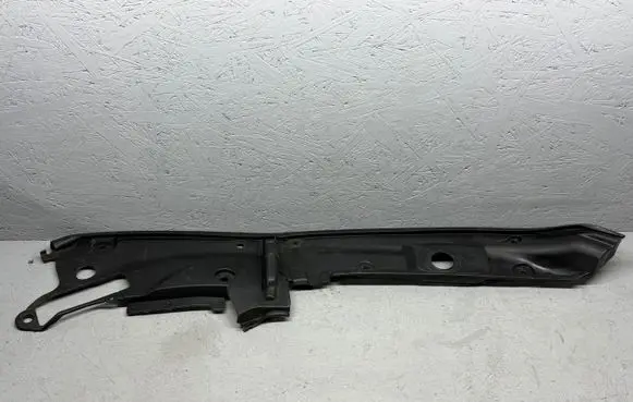 BMW 7 G11 G12 Engine compartment rubber 7347400 74850613