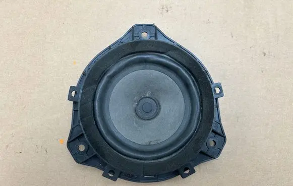 KIA Rio Front door speaker 963301W500